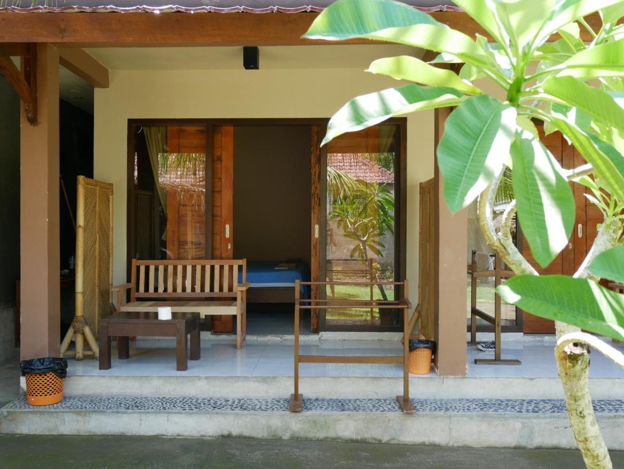 Asoka Homestay Senggigi Zewnętrze zdjęcie